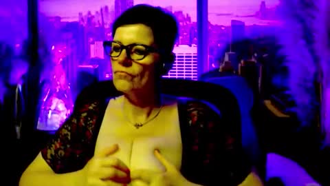 MollySun Nina Randmann online show from June 6, 6:36 pm