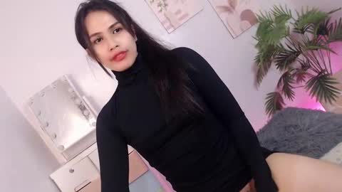 MOMIKHEM online show from October 27, 2:50 pm