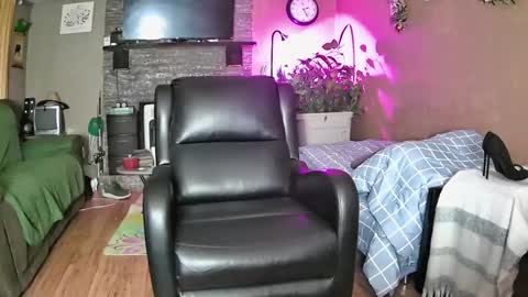 Bink online show from February 6, 7:27 pm