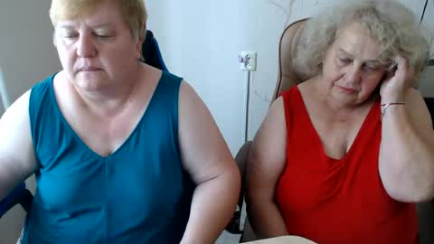 Mommy99X online show from August 3, 9:04 am