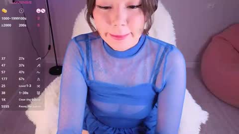 momo online show from March 25, 3:41 pm