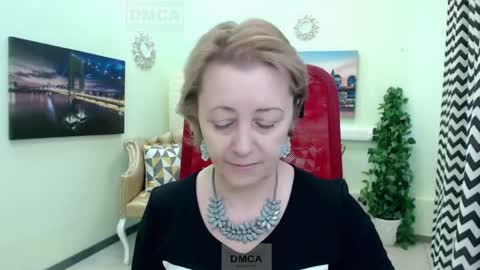 Mona online show from April 15, 11:02 am