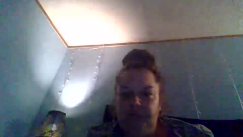 monamakeumoana88 online show from March 16, 2:37 am