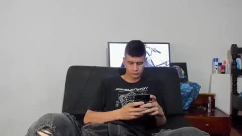 nicolas online show from December 25, 9:22 pm