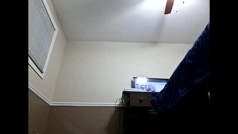 moneyboysaveg548 online show from January 11, 1:00 am