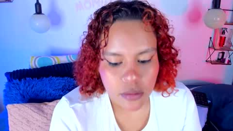 aleja      independent model       online show from November 14, 1:30 am