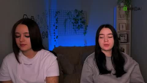 Monica online show from January 8, 2:23 pm