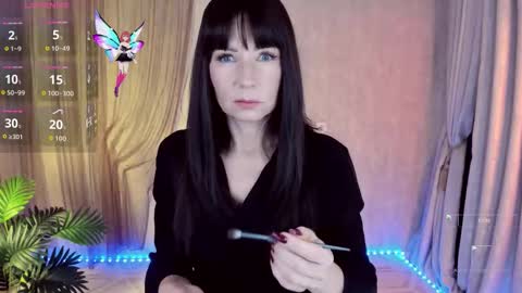 Monica online show from December 3, 11:55 am