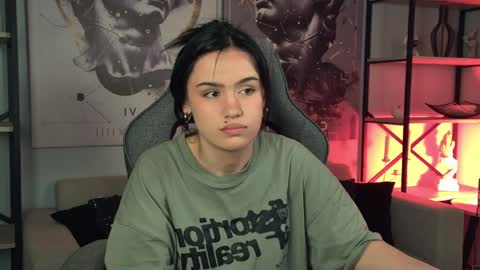 monica online show from May 8, 1:33 am