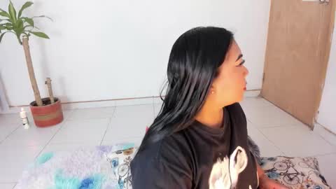 monikk__harrison online show from October 20, 10:20 am