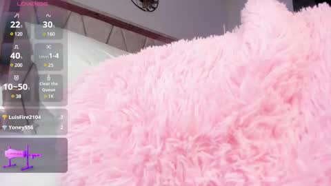 Monserrat Rey online show from December 7, 3:14 pm