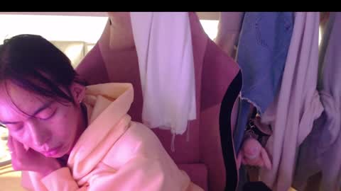 Snapshot of monstercockselfsuck chatting on December 13, 2:49 pm ELYSE A SIMPLE GIRL online show from December 13, 2:49 pm