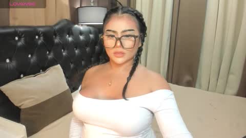 Ruthie online show from September 13, 6:43 pm