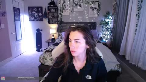 Lydia Mooney online show from December 31, 12:32 am