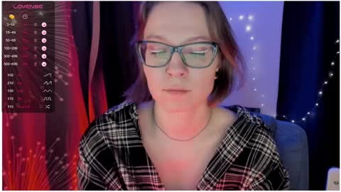 Snapshot of moon__girl chatting on March 7, 6:54 pm Roxy online show from March 7, 6:54 pm