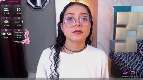 moon_and_fire_ online show from March 30, 5:51 am