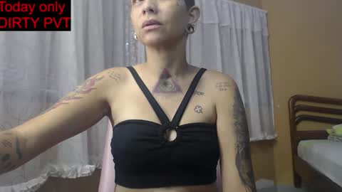 Luna online show from February 15, 6:06 pm