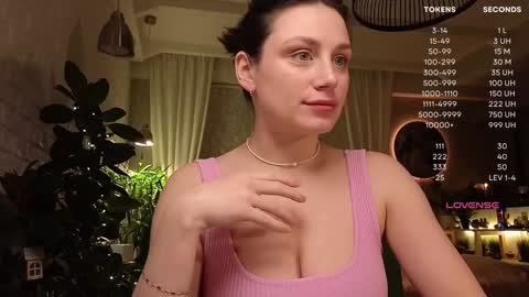 Luna  online show from December 29, 2:00 pm