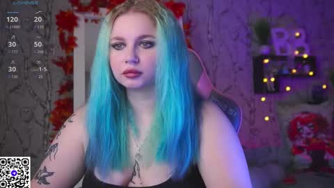 Emilia online show from September 18, 9:13 am