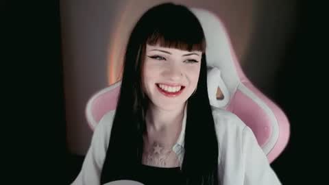  sophie  online show from June 20, 9:10 pm