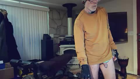 moondanceraa online show from February 26, 2:04 am