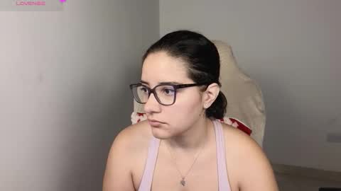 Moon Woman online show from December 17, 5:36 am