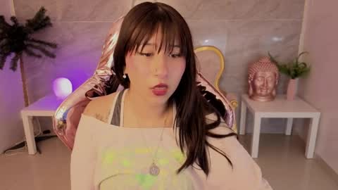 Mora  online show from April 9, 3:10 am