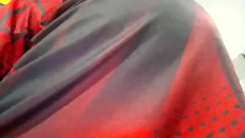 Snapshot of morenita5640 chatting on December 6, 10:24 pm morenita5640 online show from December 6, 10:24 pm