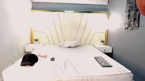 Mmorenito online show from October 12, 6:54 pm