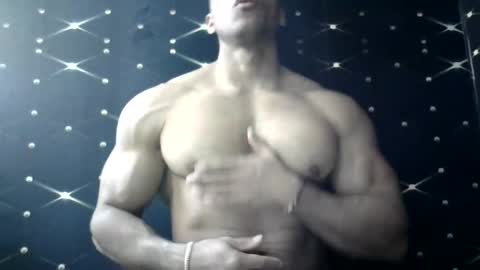 moreno1muscular online show from March 8, 11:58 am