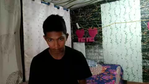 moreno_james online show from May 18, 3:49 am