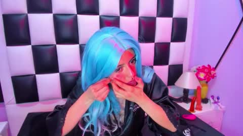 morganasmit_ online show from May 21, 7:31 pm