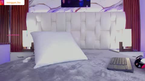 Morggan Castle online show from January 15, 5:05 am