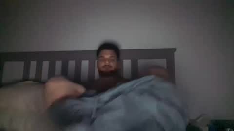 Snapshot of moss127 chatting on November 1, 9:14 pm twennysevv27 online show from November 1, 9:14 pm