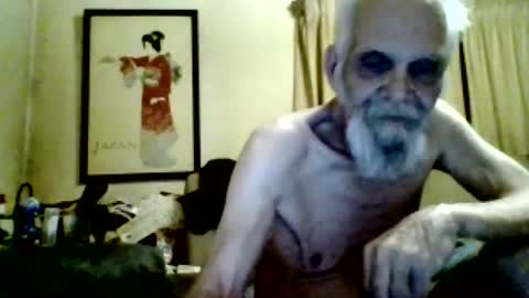 mostlynormalguy54793135 online show from June 22, 3:25 am