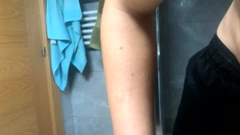 mougly_426 online show from July 16, 6:33 pm