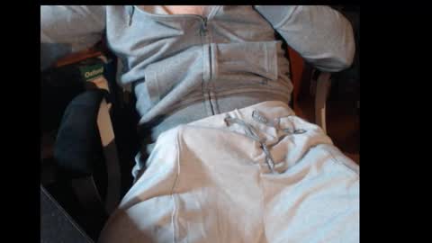 mpmimp online show from February 9, 6:11 pm