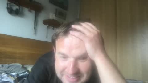 mr834565 online show from May 29, 2:37 pm