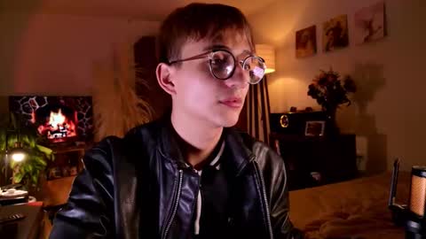 Snapshot of mr_evan1 chatting on September 25, 3:13 am Mr Evans online show from September 25, 3:13 am