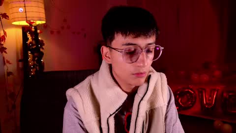 Snapshot of mr_evan1 chatting on February 10, 2:05 pm Mr Evans online show from February 10, 2:05 pm