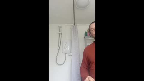 mr_i_ online show from April 3, 10:33 am