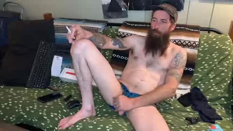 Snapshot of mr_valdor chatting on December 7, 2:47 am Valdor online show from December 7, 2:47 am