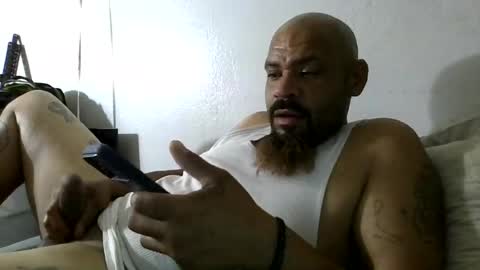 mrbiggs1077777 online show from July 4, 6:44 pm