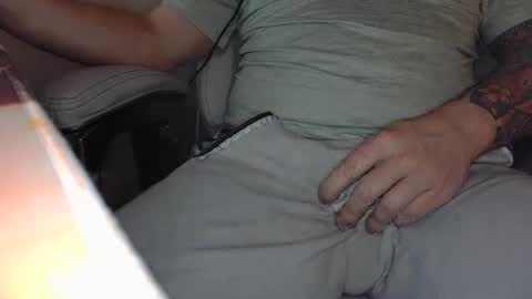mrcraig40 online show from April 13, 5:00 am