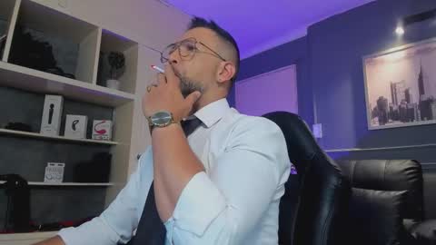 MrFrank. online show from November 10, 12:19 pm