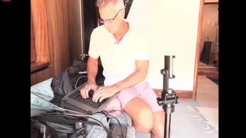 MrFunTimeforYou online show from September 25, 7:32 pm