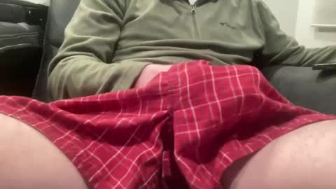 mrgummybear18 online show from February 11, 2:25 am