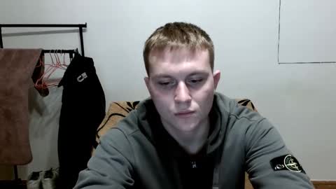 Max online show from December 2, 8:18 pm