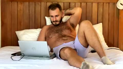 Max online show from June 22, 8:22 am