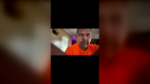 Max online show from May 8, 1:33 am